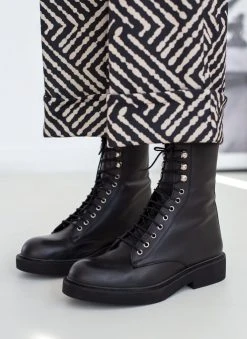 The Fashion Project Αρβυλάκια δερμάτινα με θηλάκι - Μαύρο