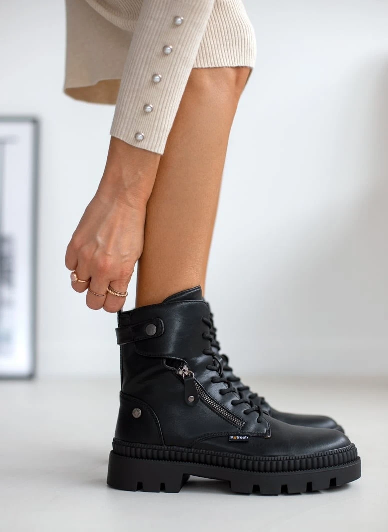 Αρβυλάκια με μικρό φερμουάρ REFRESH 170303 - Μαύρο 1 Αρβυλάκια με μικρό φερμουάρ REFRESH 170303 - Μαύρο