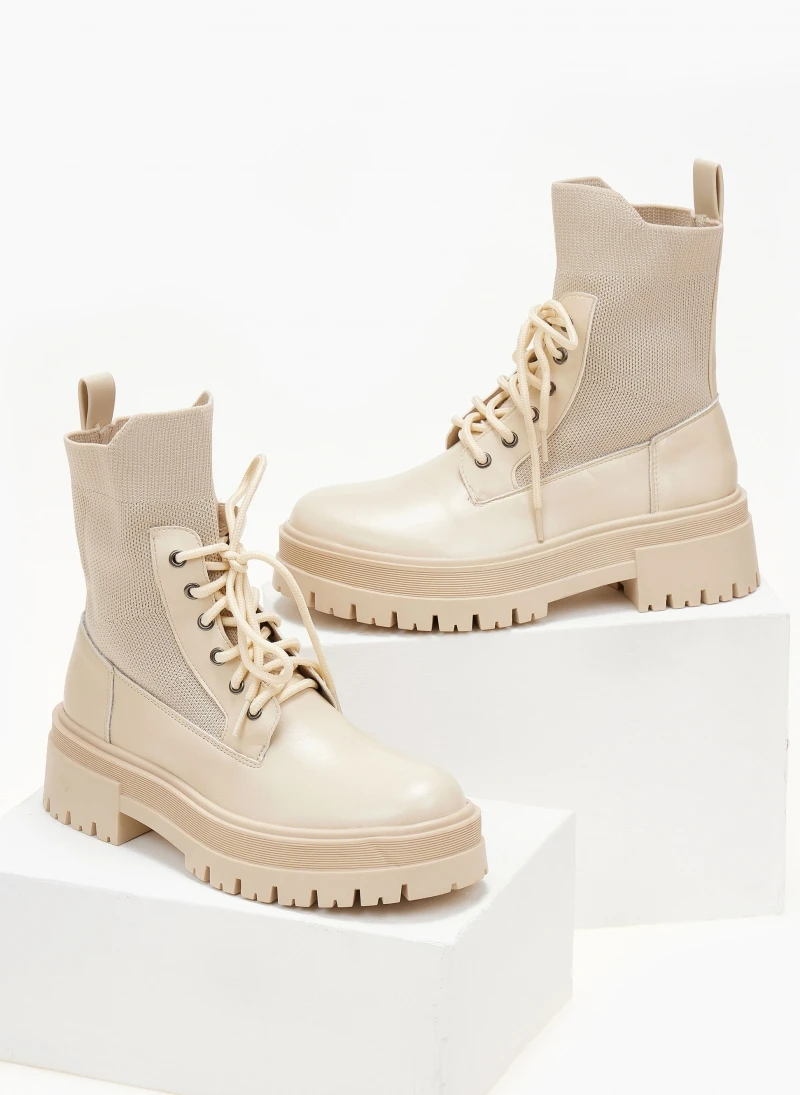 The Fashion Project Αρβυλάκια με σχέδιο κάλτσα στη γάμπα - Μπεζ 3 The Fashion Project Αρβυλάκια με σχέδιο κάλτσα στη γάμπα - Μπεζ - Image 3