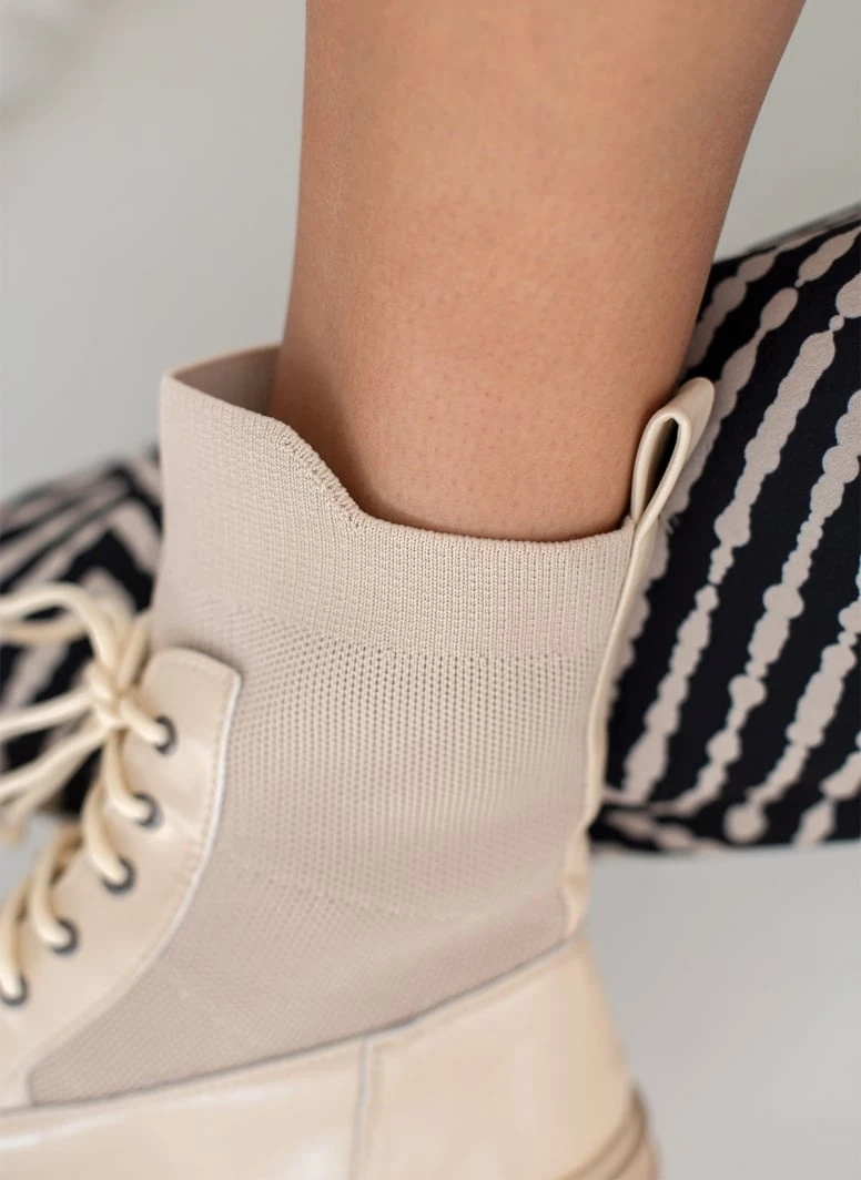 The Fashion Project Αρβυλάκια με σχέδιο κάλτσα στη γάμπα - Μπεζ 7 The Fashion Project Αρβυλάκια με σχέδιο κάλτσα στη γάμπα - Μπεζ - Image 7