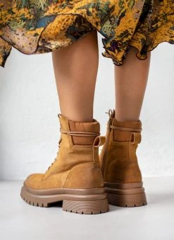 The Fashion Project Αρβυλάκια Suede με καπιτονέ σχέδιο - Κάμελ -The Fashion Project κατάστημα arvulakia suede me kapitone sxedio 108476 kdg5