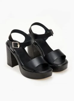 Πέδιλα με φιάπα δερμάτινα Tfp - Μαύρο 12 Πέδιλα με φιάπα δερμάτινα Tfp - Μαύρο -The Fashion Project κατάστημα dermatina pedila tfp me xontro takouni 102870 3gzr