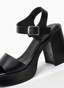 Πέδιλα με φιάπα δερμάτινα Tfp - Μαύρο 11 Πέδιλα με φιάπα δερμάτινα Tfp - Μαύρο -The Fashion Project κατάστημα dermatina pedila tfp me xontro takouni 102870 bw03