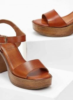 Πέδιλα με φιάπα δερμάτινα Tfp - Ταμπά -The Fashion Project κατάστημα dermatina pedila tfp me xontro takouni 102871 ziek