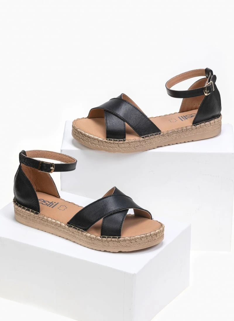 Flatforms δερμάτινα Crossover Estil - Μαύρο 1 Flatforms δερμάτινα Crossover Estil - Μαύρο