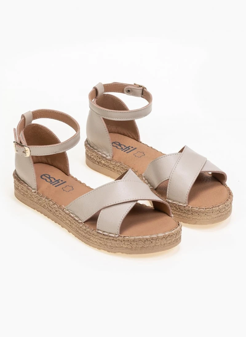 Flatforms δερμάτινα Crossover Estil - Μπεζ 1 Flatforms δερμάτινα Crossover Estil - Μπεζ