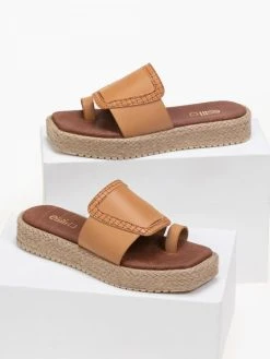 Flatforms δερμάτινα καρέ Estil - Κάμελ