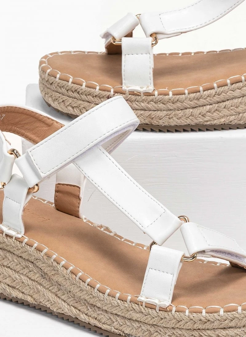 The Fashion Project Flatforms με λουράκι στο πλάι - Λευκό 3 The Fashion Project Flatforms με λουράκι στο πλάι - Λευκό - Image 3