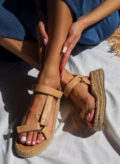 The Fashion Project Flatforms με λουράκι στο πλάι - Μπεζ