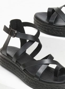 Flatforms δερμάτινα με χιαστί λουριά Tfp - Μαύρο 7 Flatforms δερμάτινα με χιαστί λουριά Tfp - Μαύρο -The Fashion Project κατάστημα flatforms dermatina me xiasti louria tfp 111780 wktc