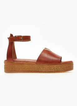 Flatforms δερμάτινα με μεταλλική λεπτομέρεια Tfp - Ταμπά -The Fashion Project κατάστημα flatforms dermatina tfp me metalliki leptomereia 102004 lh67