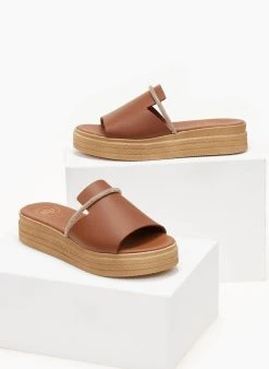 Flatforms δερμάτινα με στρας λουράκι Tfp - Ταμπά -The Fashion Project κατάστημα flatforms dermatina tfp me strass louraki 105598 dbvl