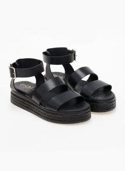 Flatforms δερμάτινα με φάσες Estil - Μαύρο 9 Flatforms δερμάτινα με φάσες Estil - Μαύρο -The Fashion Project κατάστημα flatforms estil dermatina me fardies fases 101169 cknw