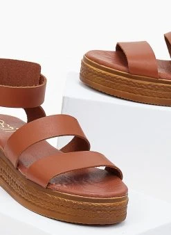 Flatforms δερμάτινα με φάσες Estil - Κάμελ -The Fashion Project κατάστημα flatforms estil dermatina me fardies fases 101170 kpe5