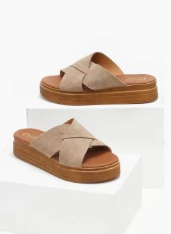 Flatforms καστόρινα Estil - Τάουπε -The Fashion Project κατάστημα flatforms kastorina estil 110490 k33i