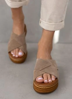 Flatforms καστόρινα Estil - Τάουπε -The Fashion Project κατάστημα flatforms kastorina estil 110490 ybuy