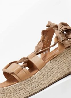 The Fashion Project Flatforms Lace Up με σχοίνινη σόλα - Κάμελ -The Fashion Project κατάστημα flatforms lace up me sxoinini sola 101464 hdi5