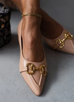 The Fashion Project Μπαλαρίνες μυτερές με ραφή - Nude -The Fashion Project κατάστημα goves muteres xwris takouni me rafi 106648 yix5