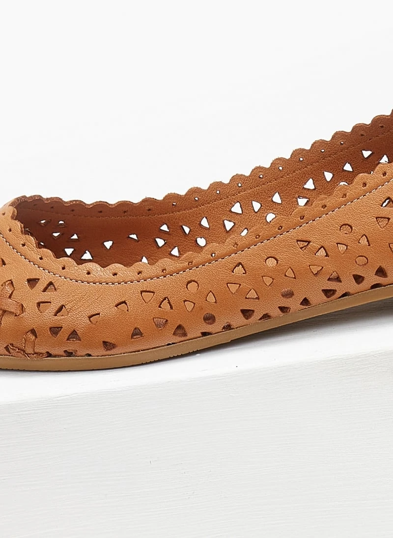 Μπαλαρίνες δερμάτινες CARMELA 160673 - Κάμελ 6 Μπαλαρίνες δερμάτινες CARMELA 160673 - Κάμελ - Image 6