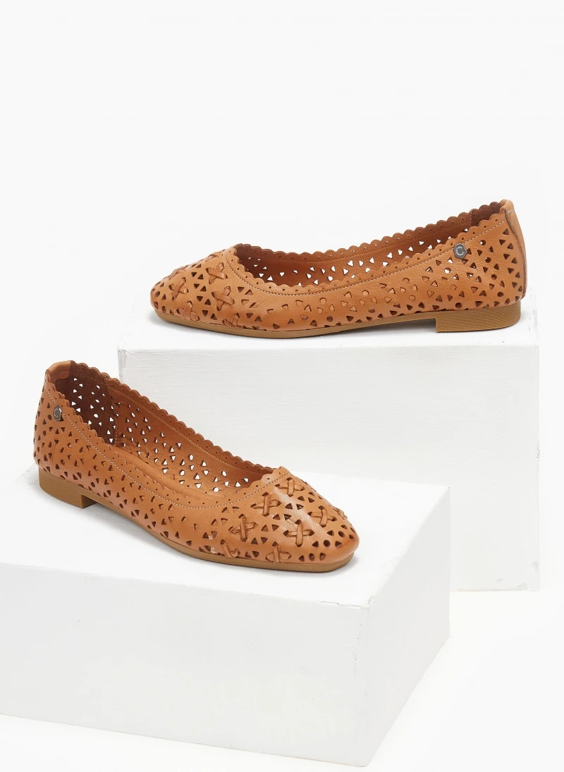 Μπαλαρίνες δερμάτινες CARMELA 160673 - Κάμελ 3 Μπαλαρίνες δερμάτινες CARMELA 160673 - Κάμελ - Image 3