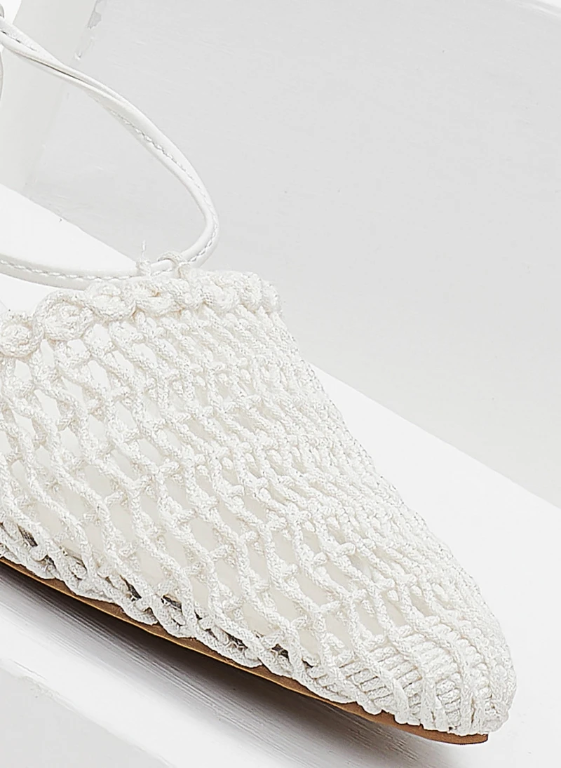 The Fashion Project Μπαλαρίνες με πλεκτό σχέδιο και κορδόνια - Λευκό 2 The Fashion Project Μπαλαρίνες με πλεκτό σχέδιο και κορδόνια - Λευκό - Image 2