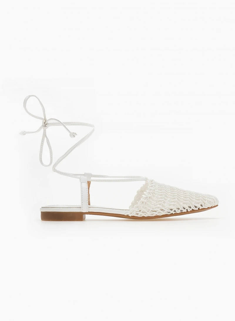The Fashion Project Μπαλαρίνες με πλεκτό σχέδιο και κορδόνια - Λευκό 1 The Fashion Project Μπαλαρίνες με πλεκτό σχέδιο και κορδόνια - Λευκό