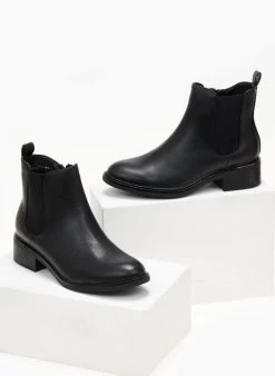 The Fashion Project Μποτάκια αστραγάλου με μεταλλική λεπτομέρεια - Μαύρο 12 The Fashion Project Μποτάκια αστραγάλου με μεταλλική λεπτομέρεια - Μαύρο -The Fashion Project κατάστημα mpotakia astragalou me asummetro teleiwma 105908 36ku