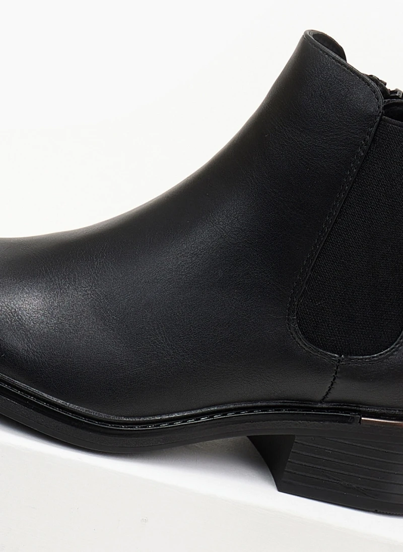 The Fashion Project Μποτάκια αστραγάλου με μεταλλική λεπτομέρεια - Μαύρο 3 The Fashion Project Μποτάκια αστραγάλου με μεταλλική λεπτομέρεια - Μαύρο - Image 3