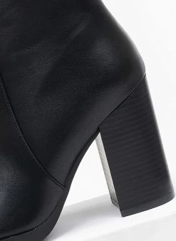 The Fashion Project Μποτάκια αστραγάλου με ασύμμετρο τελείωμα - Μαύρο -The Fashion Project κατάστημα mpotakia astragalou me asummetro teleiwma 108879 8gdb