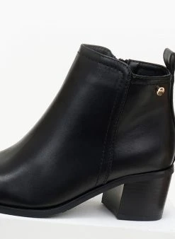 The Fashion Project Μποτάκια αστραγάλου με εξωτερική ραφή - Μαύρο -The Fashion Project κατάστημα mpotakia astragalou me ekswteriki rafi 106152 bocz