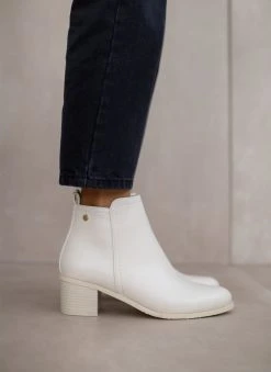 The Fashion Project Μποτάκια αστραγάλου με εξωτερική ραφή - Μπεζ