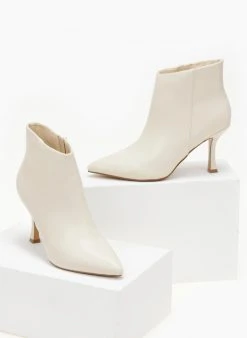 The Fashion Project Μποτάκια αστραγάλου με λεπτό τακούνι - Μπεζ -The Fashion Project κατάστημα mpotakia astragalou me lepto takouni 106644 j4du