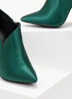 TFP Μποτάκια αστραγάλου σατέν με άνοιγμα - Σμαραγδί -The Fashion Project κατάστημα mpotakia astragalou saten me anoigma 105758 xhbx