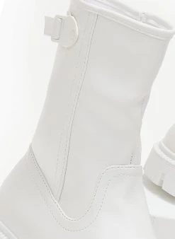 The Fashion Project Μποτάκια Biker με τρακτερωτή σόλα - Λευκό -The Fashion Project κατάστημα mpotakia casual me trakterwti sola 106149 kdwd