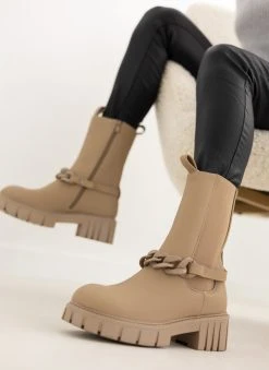 The Fashion Project Μποτάκια Chelsea ματ με αλυσίδα - Πούρο -The Fashion Project κατάστημα mpotakia chelsea mat me alusida 105885 ke8k