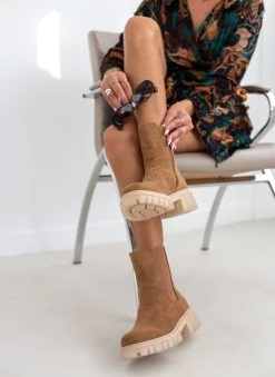 The Fashion Project Μποτάκια Chelsea με Chunky σόλα - Κάμελ -The Fashion Project κατάστημα mpotakia chelsea me chunky sola 109331 fgom