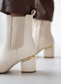 The Fashion Project Μποτάκια Chelsea με μεταλλική λεπτομέρεια - Μπέζ -The Fashion Project κατάστημα mpotakia chelsea me metalliki leptomereia 106287 ufd4