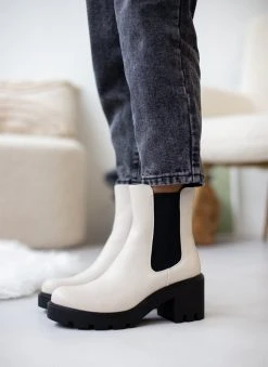 The Fashion Project Μποτάκια Chelsea με λάστιχο - Μπεζ