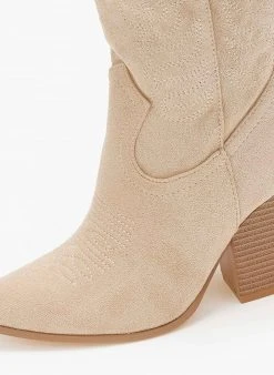 The Fashion Project Μποτάκια Cowboy Suede με ξύλινο τακούνι - Μπεζ -The Fashion Project κατάστημα mpotakia cowboy suede me ksulino takouni 109325 ie1z