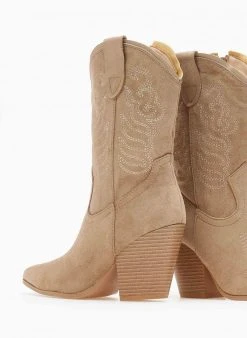 The Fashion Project Μποτάκια Cowboy Suede με ξύλινο τακούνι - Τάουπε -The Fashion Project κατάστημα mpotakia cowboy suede me ksulino takouni 109326 fmkp