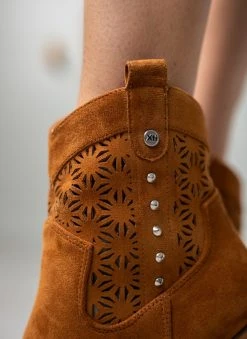 Xti Footwear Μποτάκια Cowboy Suede Xti 141390 - Κάμελ -The Fashion Project κατάστημα mpotakia cowboy suede xti 141390 110936 6x2d