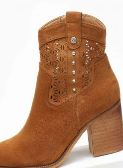 Xti Footwear Μποτάκια Cowboy Suede Xti 141390 - Κάμελ -The Fashion Project κατάστημα mpotakia cowboy suede xti 141390 110936 hxre