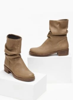 The Fashion Project Μποτάκια φλατ με σούρες - Τάουπε -The Fashion Project κατάστημα mpotakia flat me soures 108953 9tir