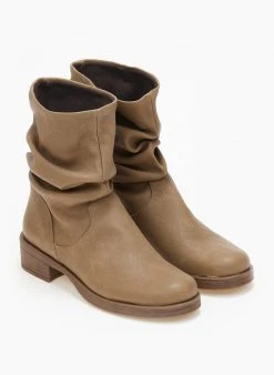 The Fashion Project Μποτάκια φλατ με σούρες - Τάουπε -The Fashion Project κατάστημα mpotakia flat me soures 108953 b78b