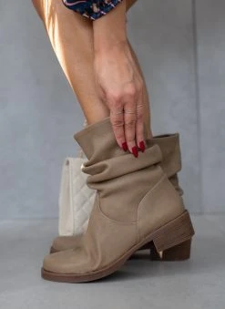 The Fashion Project Μποτάκια φλατ με σούρες - Τάουπε -The Fashion Project κατάστημα mpotakia flat me soures 108953 sjhv