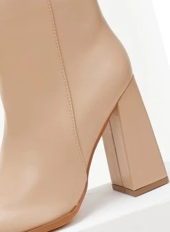 The Fashion Project Μποτάκια καρέ με εξωτερική ραφή - Nude -The Fashion Project κατάστημα mpotakia kare me ekswteriki rafi 106124 g9xo