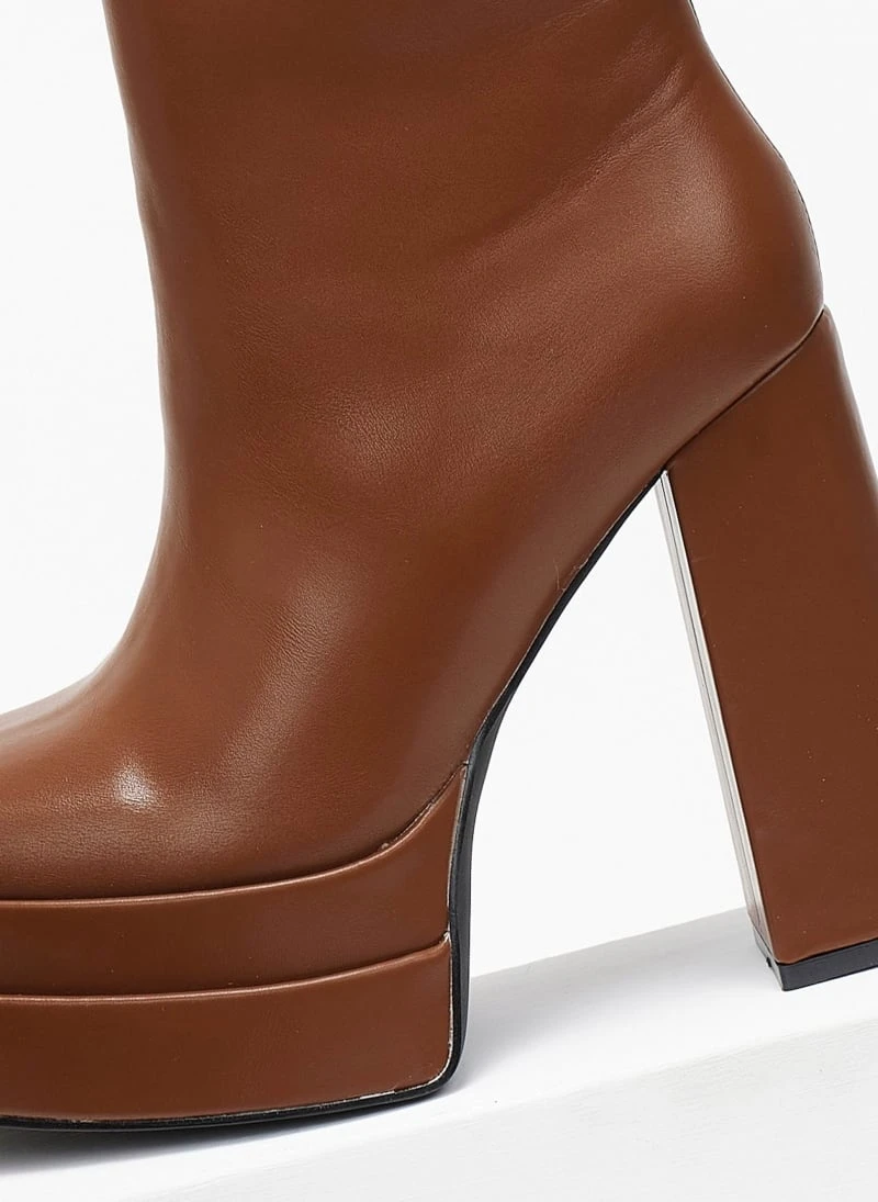 The Fashion Project Μποτάκια καρέ με ψηλή φιάπα - Καφέ 6 The Fashion Project Μποτάκια καρέ με ψηλή φιάπα - Καφέ - Image 6