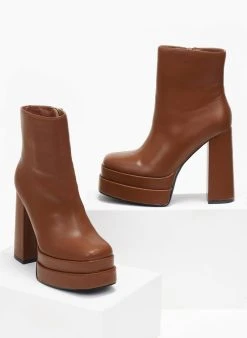 The Fashion Project Μποτάκια καρέ με ψηλή φιάπα - Καφέ 11 The Fashion Project Μποτάκια καρέ με ψηλή φιάπα - Καφέ -The Fashion Project κατάστημα mpotakia kare me psili fiapa 108842 hzsm