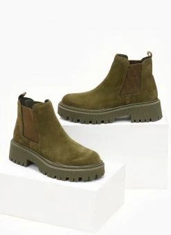 Μποτάκια αστραγάλου Chelsea καστόρινα CARMELA 160116 - Χακί 11 Μποτάκια αστραγάλου Chelsea καστόρινα CARMELA 160116 - Χακί -The Fashion Project κατάστημα mpotakia kastorina chelsea carmela 160116 107837 p6l7