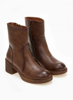 The Fashion Project Μποτάκια με εξωτερικές ραφές - Καφέ 11 The Fashion Project Μποτάκια με εξωτερικές ραφές - Καφέ -The Fashion Project κατάστημα mpotakia me ekswterikes rafes 105968 s3hr